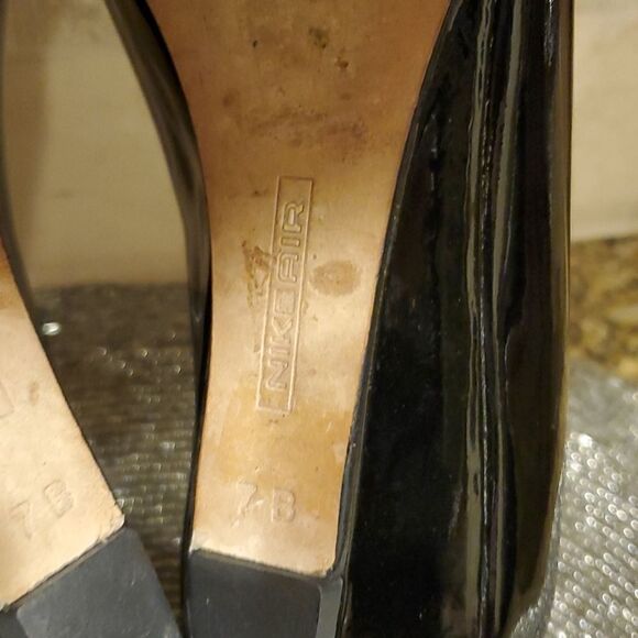 COLE HAAN Black Patent Wedges - Size 7‎ - Picture 6 of 6